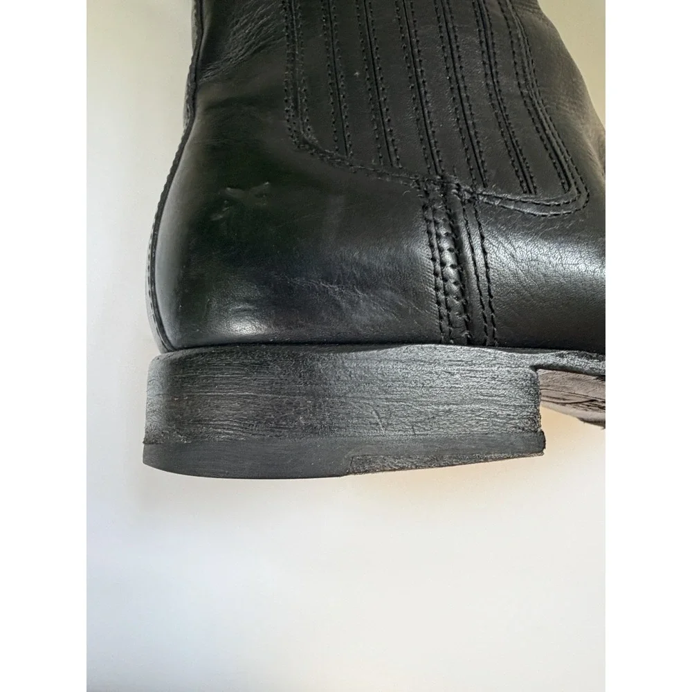 FRYE Women's Pippa Moto Chelsea Boot Leather pull on Black 7.5 B Broken In Edgy